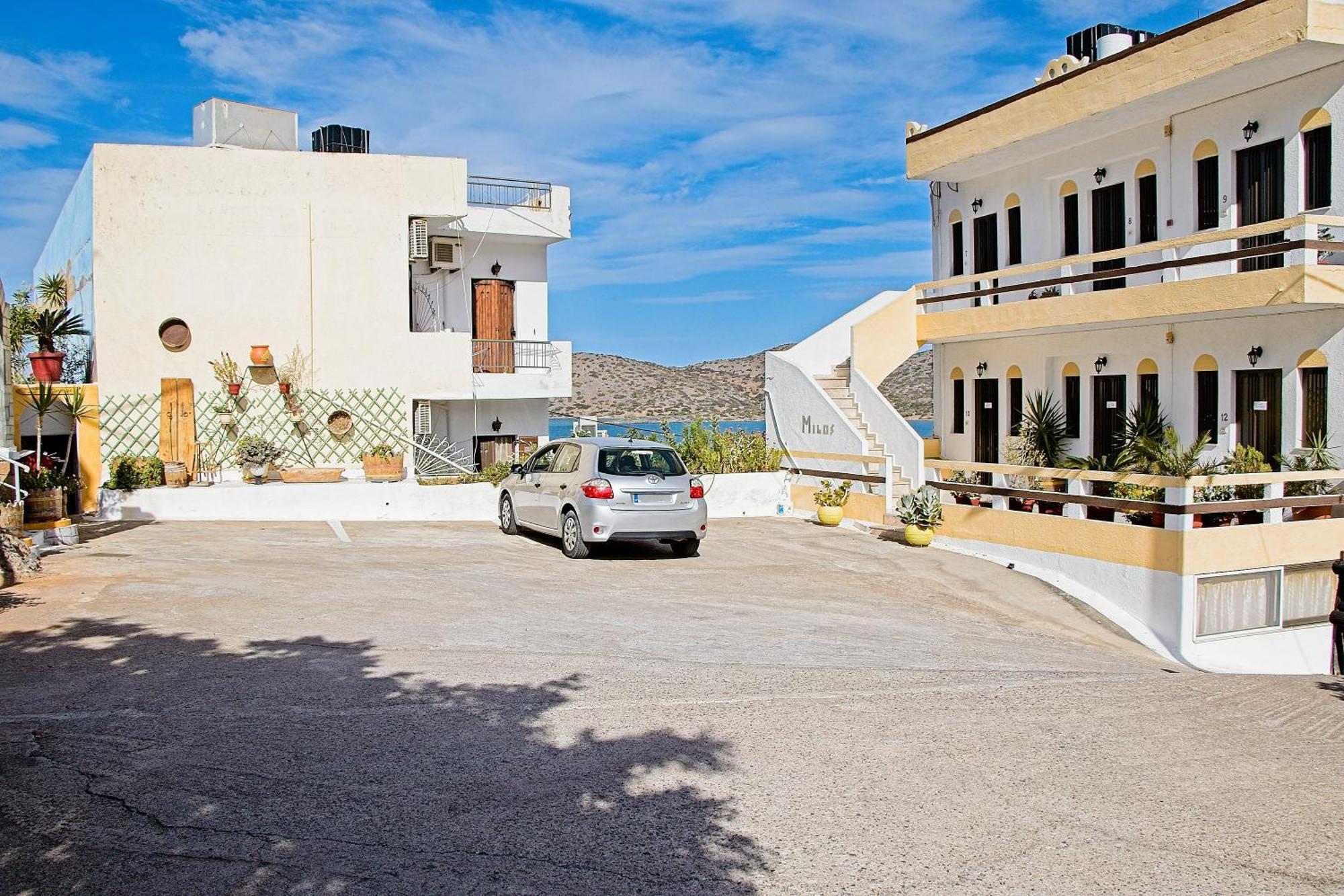 Milos Apartments เอลุนดา ภายนอก รูปภาพ